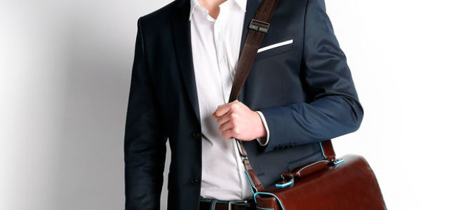 Модные мужские сумки 2020: тенденции, фото