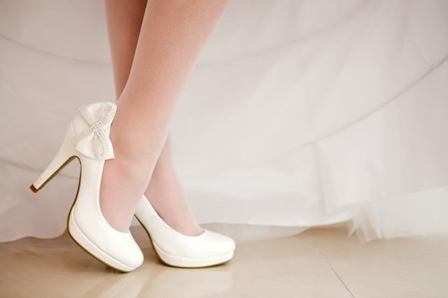 Уход за белой обувью: основные правила