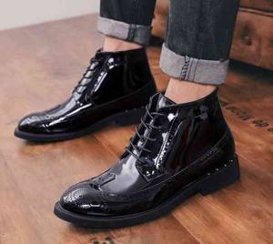 Мужские лакированные туфли: с чем носить и как ухаживать?
