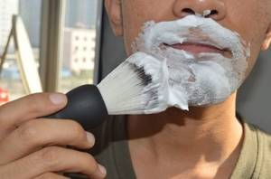 Как побриться без пены для бритья: можно ли чем-то заменить?