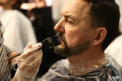Тонирование бороды: что это, преимущества и недостатки