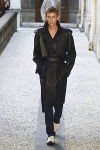 Пальто мужское: весна-осень 2020, модные тенденции и фото