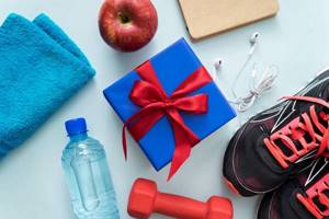 Что подарить тренеру женщине на день рождения: как выбрать подарок