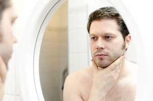 Алопеция на бороде у мужчин: причины, лечение, диагностика