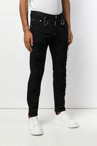 С чем носить джинсы мужчинам: выбираем по цветам и стилю