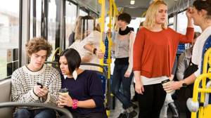 Как познакомиться с девушкой в общественном транспорте?